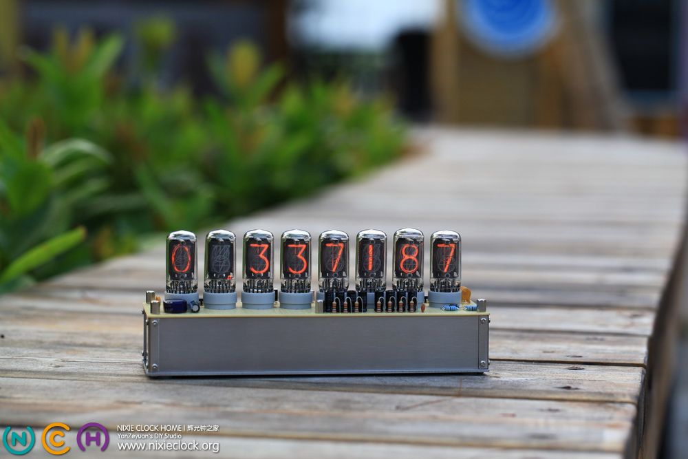 世界线变动率探测仪 | divergence meter 外景实拍图集 (39张)